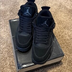 Jordan Black Interior Sneakers
These shies are priced at like 2k on stock X